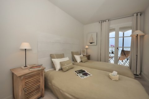 Topp moderne bolig med høy standard Topp moderne bolig med høy standard